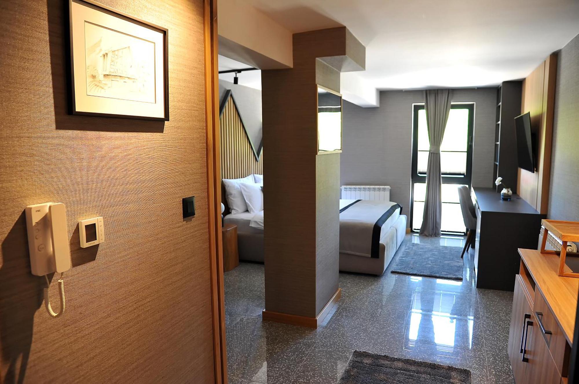 Modern Mountain Hotell Kolašin Eksteriør bilde